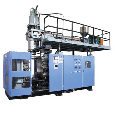 Màquina de modelat per bufat gran